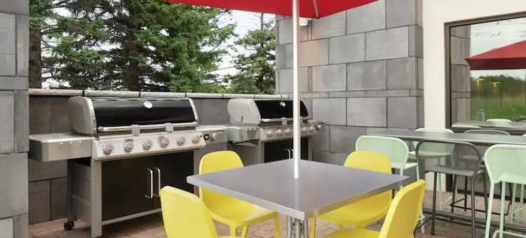 希尔顿布卢明顿诺尔玛Home2 Suites(Home2 Suites by Hilton Bloomington Normal)图片