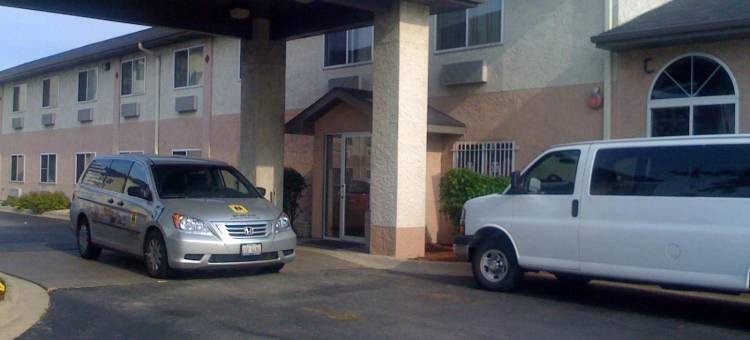 芝加哥奥黑尔机场温德姆速 8 酒店(Super 8 by Wyndham Chicago O'Hare Airport)图片