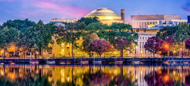 波士顿剑桥智选假日套房酒店(Holiday Inn Express & Suites Boston - Cambridge)图片