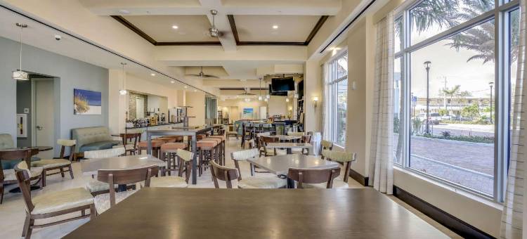 戴洛劳德代尔堡机场酒店，希尔顿启缤精选(Hotel Dello Fort Lauderdale Airport, Tapestry Collection by Hilton)图片