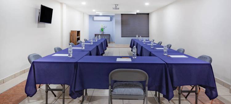 彼德拉斯内格拉斯温德姆戴斯酒店(Days Inn by Wyndham Piedras Negras)图片