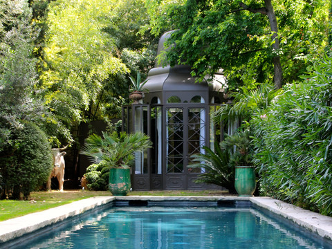 神圣喜剧豪华套房旅馆