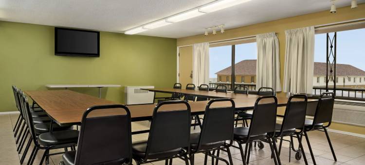 安大略赫斯特温德姆速8酒店(Super 8 by Wyndham Hearst on)图片