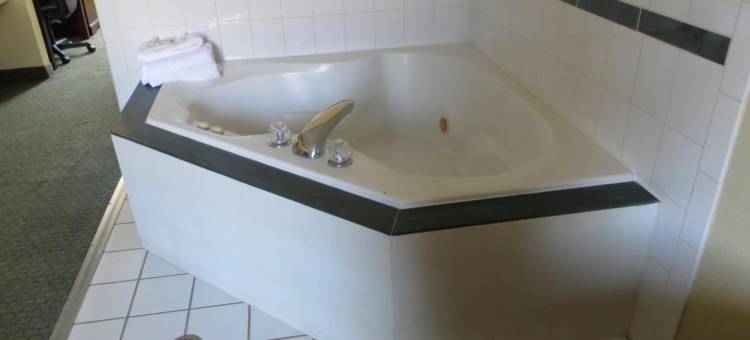 印第安纳波利斯东北-卡斯尔顿地区温德姆速8酒店(Super 8 by Wyndham Indianapolis/NE/Castleton Area)图片