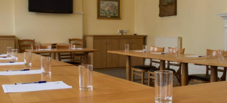 白鹿酒店(White Hart Hotel)图片