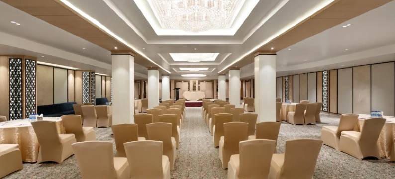 卡特拉之路的华美达酒店(Ramada by Wyndham Katra Station Road)图片