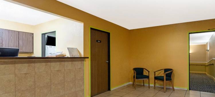 哈蒙兹波特地区速8酒店(Super 8 by Wyndham Bath Hammondsport Area)图片