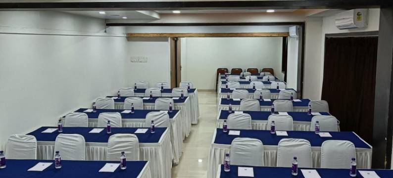 Rapid Lakme Executive Hotel图片