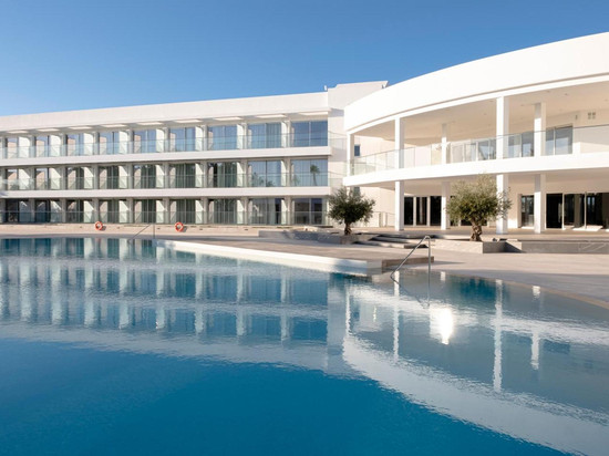 萨吉塔里奥普拉亚水疗酒店