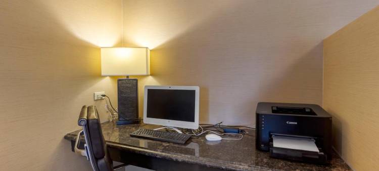 舒适酒店霍巴特-梅里尔维尔 I-65(Comfort Inn Hobart-Merrillville I-65)图片