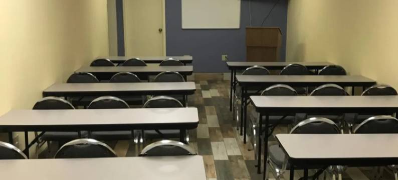 北奥兰多/卡塞尔贝里戴斯酒店(Days Inn by Wyndham N Orlando/Casselberry)图片