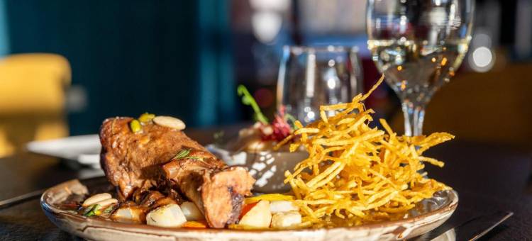萨邦酒店(Logis Hotel les Sapins)图片