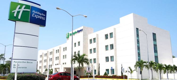 Holiday Inn Express 帕拉伊索DOS的博卡斯 by IHG(Holiday Inn Express Paraiso Dos Bocas by IHG)图片