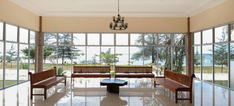 甲拉央海滩酒店(Kelayang Beach Hotel)图片