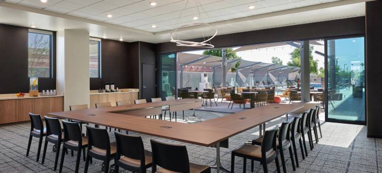 坦佩费尔菲尔德套房酒店(Fairfield Inn & Suites Tempe)图片