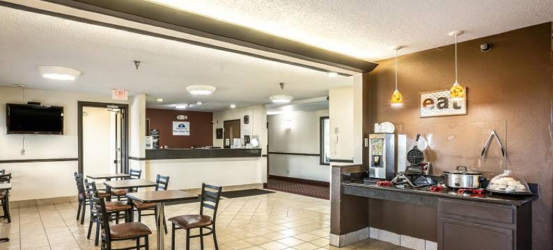 温德姆速 8 酒店 盖尔斯堡(Super 8 by Wyndham Galesburg)图片