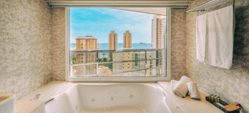 玛丽娜酒店(Marina Resort Benidorm - the Original Benidorm Vibe)图片