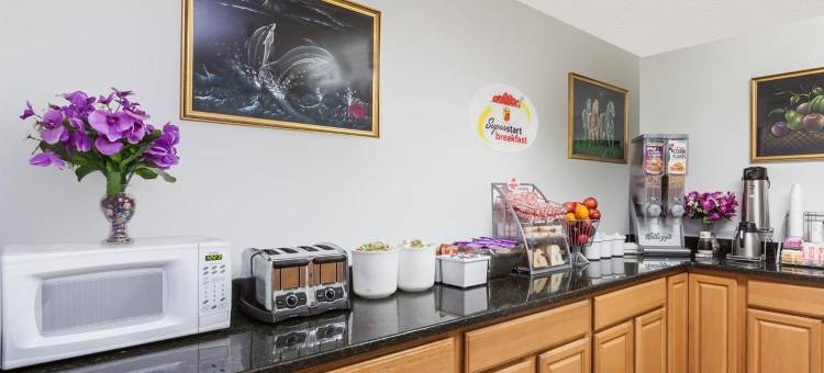 阿姆斯特丹速8酒店(Super 8 by Wyndham Amsterdam)图片