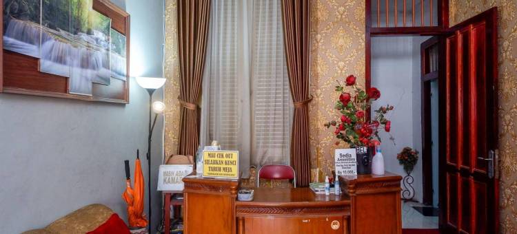 红多兹旅馆@日惹图古金色(RedDoorz at Golden Inn Tugu Yogyakarta)图片