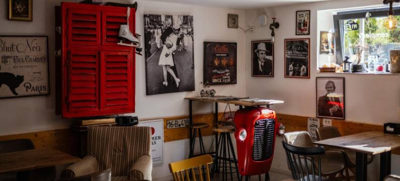 Complex Living图片