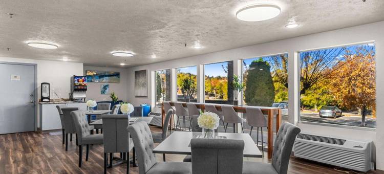 克拉丽奥波因特酒店-文纳奇(Clarion Pointe Wenatchee)图片