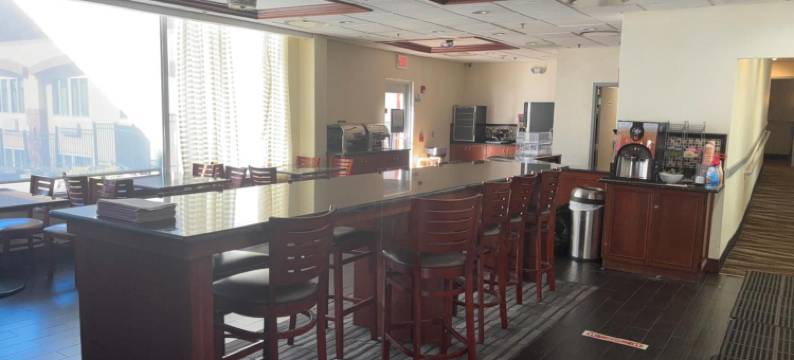 新哈芬汉登酒店及套房(Hamden Hotel and Suites – Hamden New Haven)图片