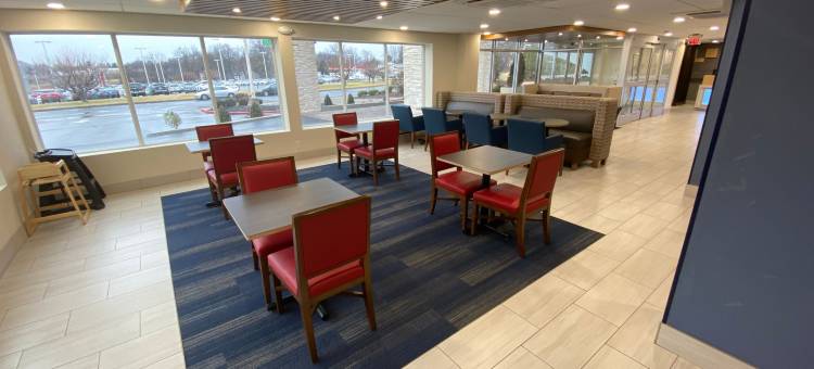 阿伦敦北智选假日酒店(Holiday Inn Express ALLENTOWN NORTH by IHG)图片