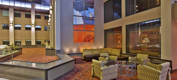 Holiday Inn 马尼托瓦克(Holiday Inn Manitowoc)图片