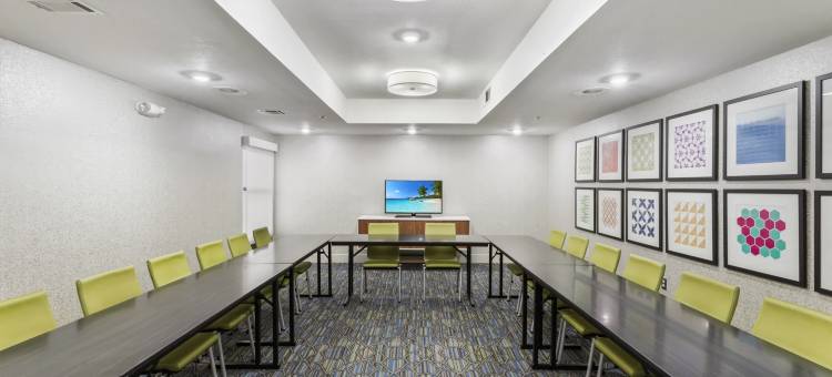 Holiday Inn Express 哈灵根(Holiday Inn Express Harlingen)图片
