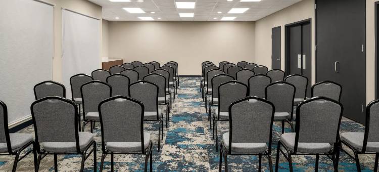 圆石城北拉昆塔温德姆套房酒店(La Quinta Inn & Suites by Wyndham Round Rock North)图片