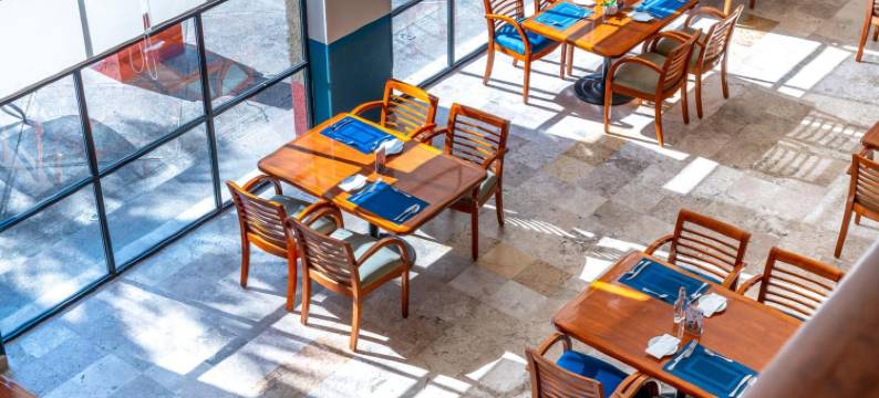 波萨里卡嘉年华酒店(Fiesta Inn Poza Rica)图片