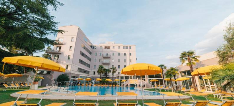 海尔维温泉酒店(Hotel Terme Helvetia)图片