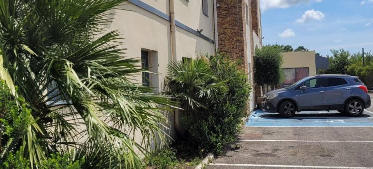 阿尔斯基里亚德直营酒店(Kyriad Arles)图片