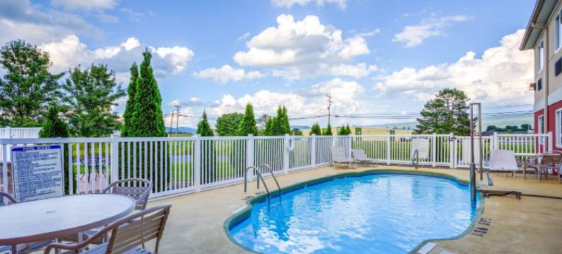 尼塔尼米尔罗伊贝斯特韦斯特酒店(Best Western Nittany Inn Milroy)图片