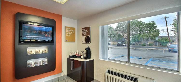 德克萨斯圣马科斯 6 号汽车旅馆(Motel 6 San Marcos, TX)图片