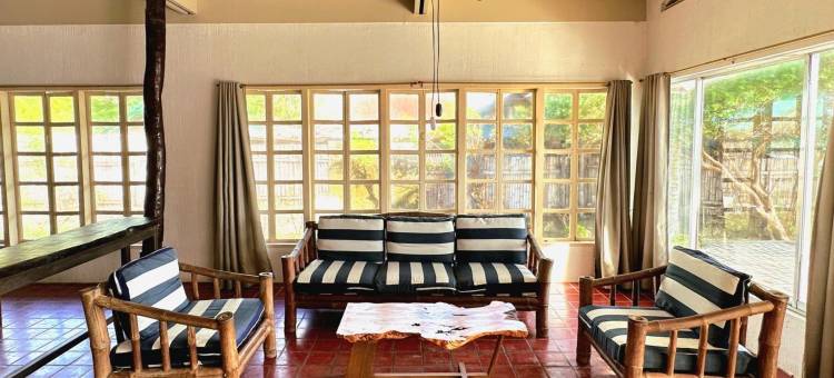 White House Beachfront, Batangas图片