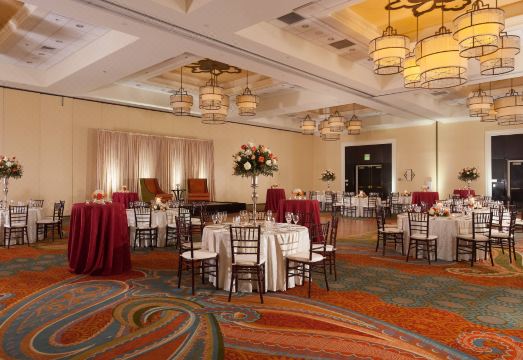 Charleston Marriott Hotel Overview