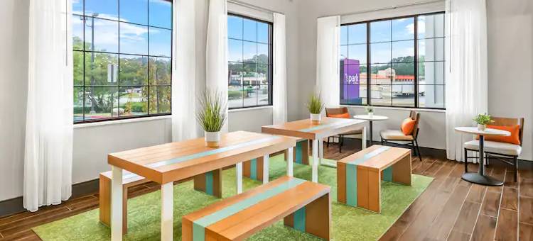 Spark by Hilton Duluth图片