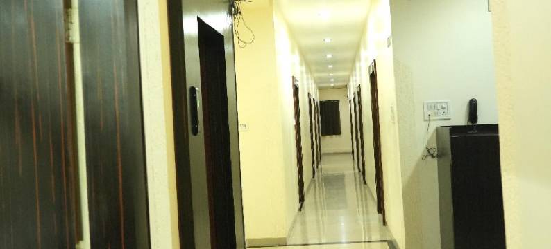 雅芳国际酒店(Hotel Avon International)图片