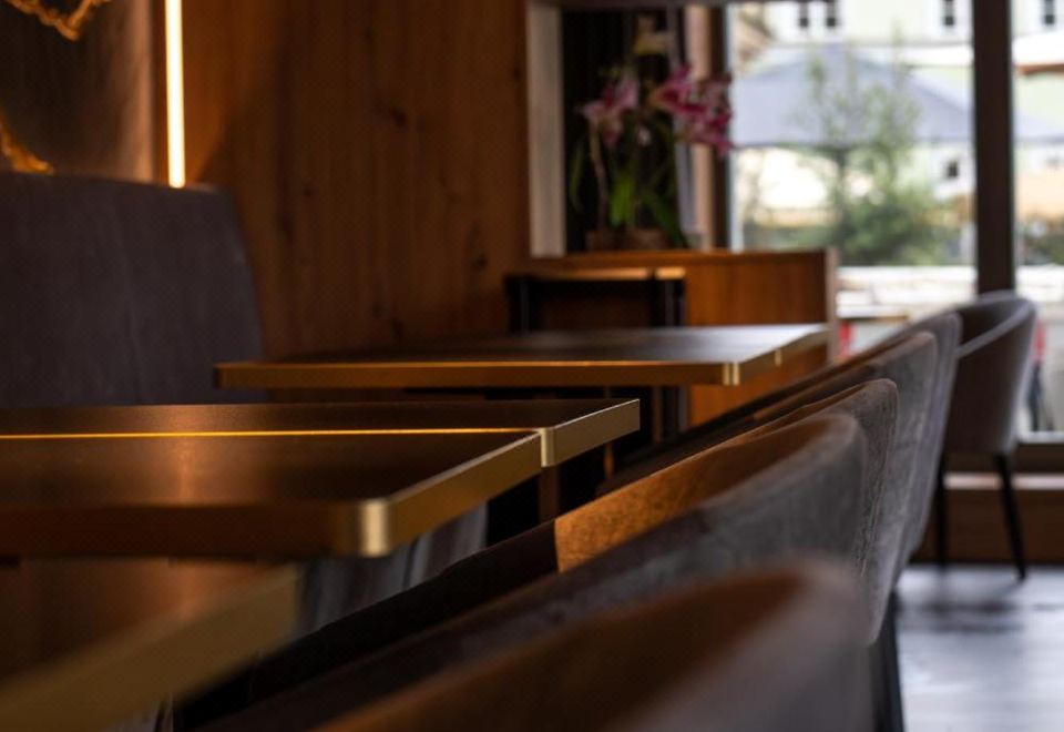 Nashi Rooms Hotel Overview