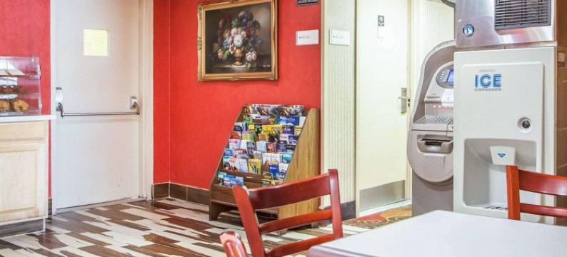 泽西市温德姆戴斯酒店(Days Inn by Wyndham Jersey City / NYC Area)图片