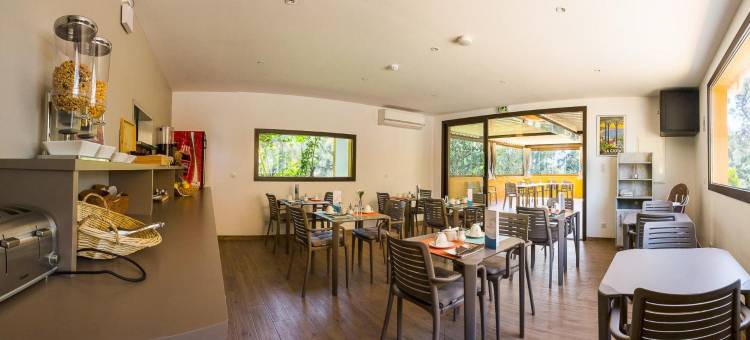 里克特海滨酒店(Hôtel Corniche du Liouquet)图片