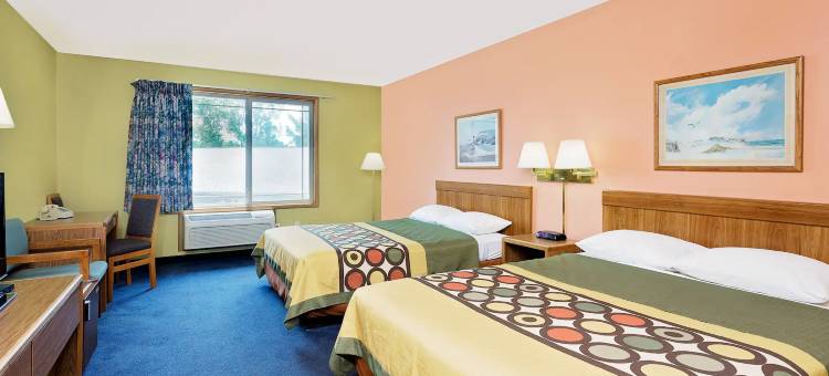 斯特金湾速8酒店(Super 8 by Wyndham Sturgeon Bay)图片