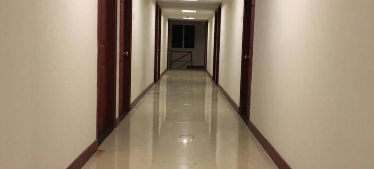 卡尔卢瓦拉皮勒假日酒店(Kalluvalappil Holiday Inn)图片