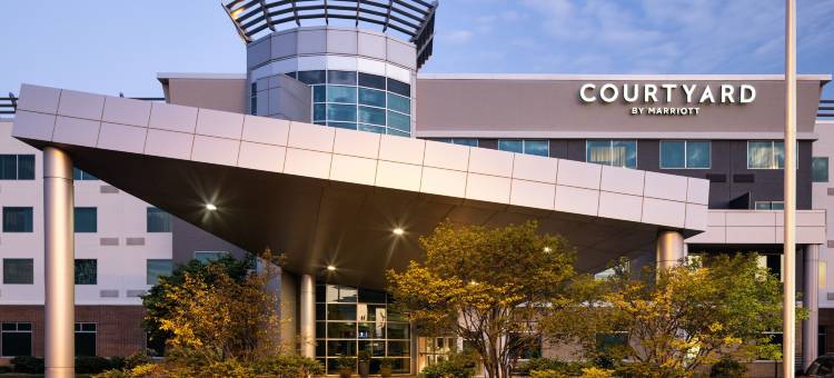 明尼阿波利斯枫树格罗夫/阿伯莱克斯万怡酒店(Courtyard Minneapolis Maple Grove/Arbor Lakes)图片