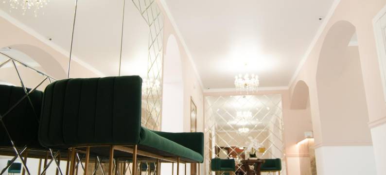 亚历山大彼得霍夫酒店(Aleksandriya-Peterhof Hotel)图片