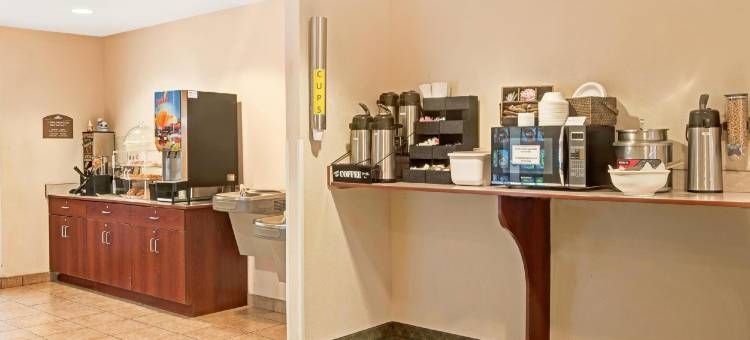 温德姆麦客达套房酒店贝尔维尤管理(Microtel Inn & Suites by Wyndham Bellevue/Omaha)图片