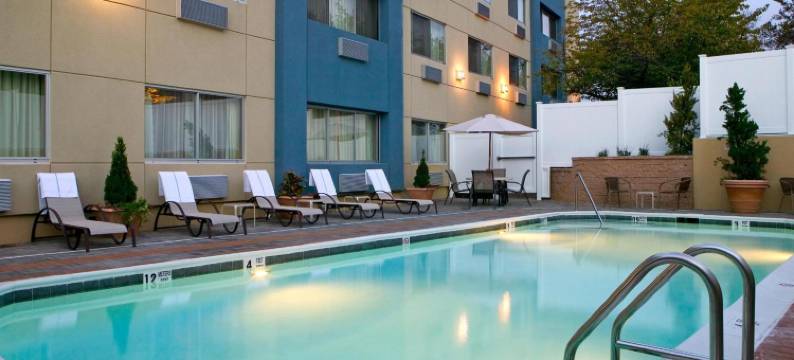 普莱恩维尤贝斯特韦斯特精品酒店-长岛(Best Western Premier Plainview-Long Island Hotel)图片