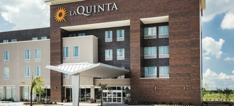 达拉斯普莱诺科隆尼拉昆塔温德姆套房酒店(La Quinta Inn & Suites by Wyndham Dallas Plano - the Colony)图片