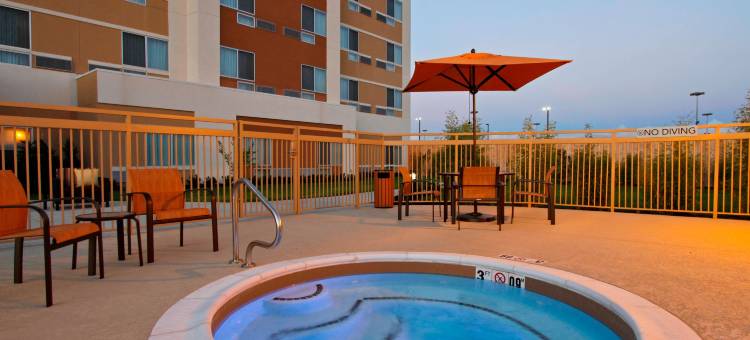 维多利亚万怡酒店(Courtyard Victoria)图片